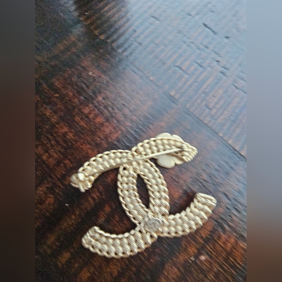 Gold Crystal Double C Brooch with Floral Detail - Picture 4 of 9
